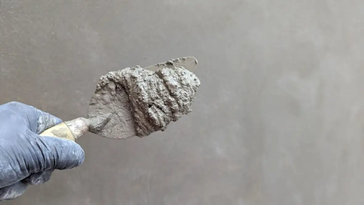Texture compound worked with a trowel at close range